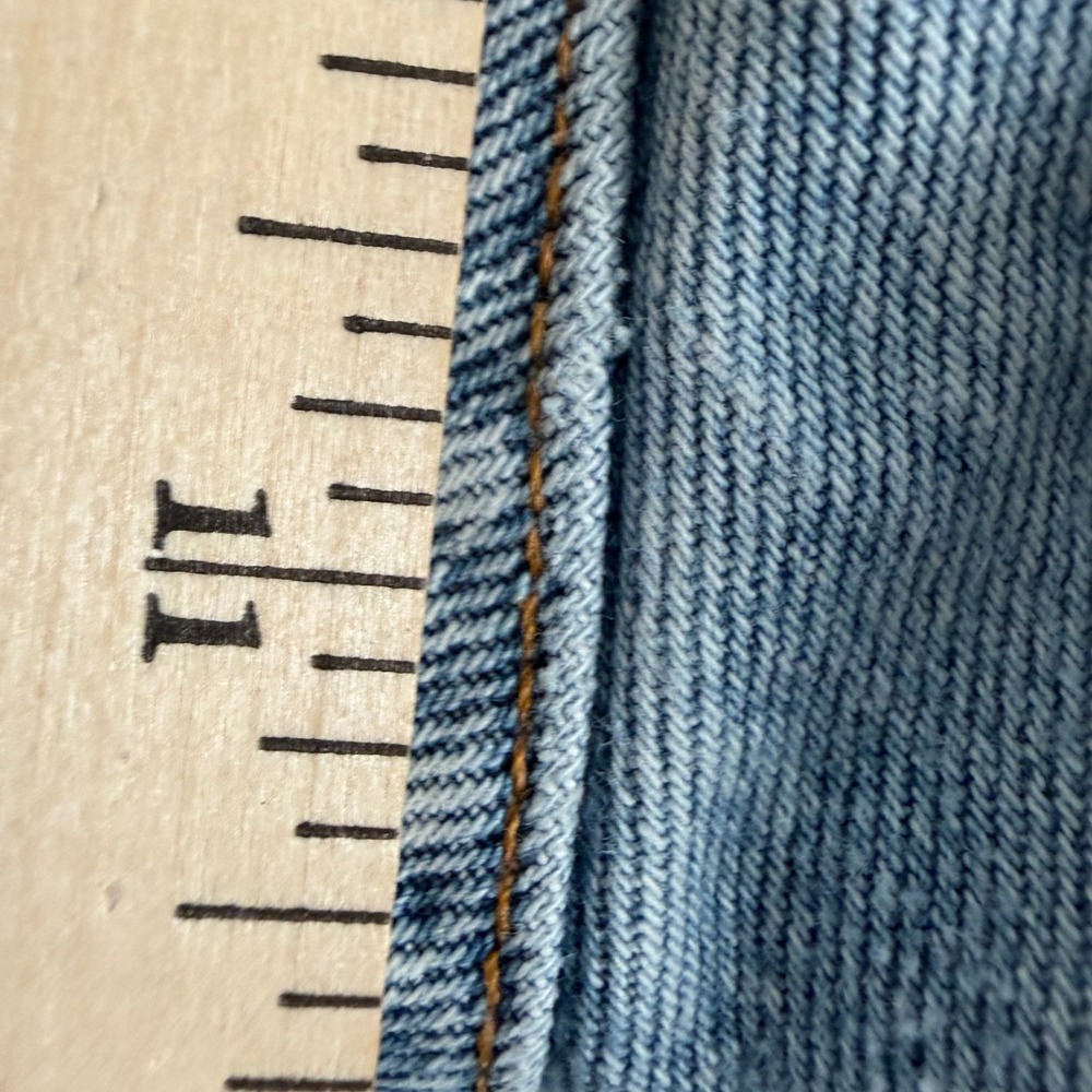 Levi's 501 Jeans Mens 30x34 Blue Straight Leg Button Fly Distressed Light Wash - Picture 8 of 12